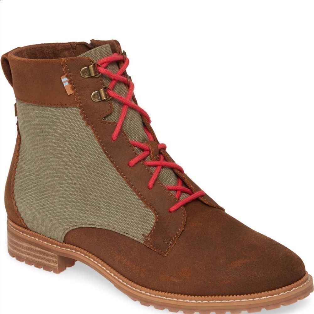 Tom’s lace Women’s up riding ankle lightweight leather boots Sz 6,5 NIB
